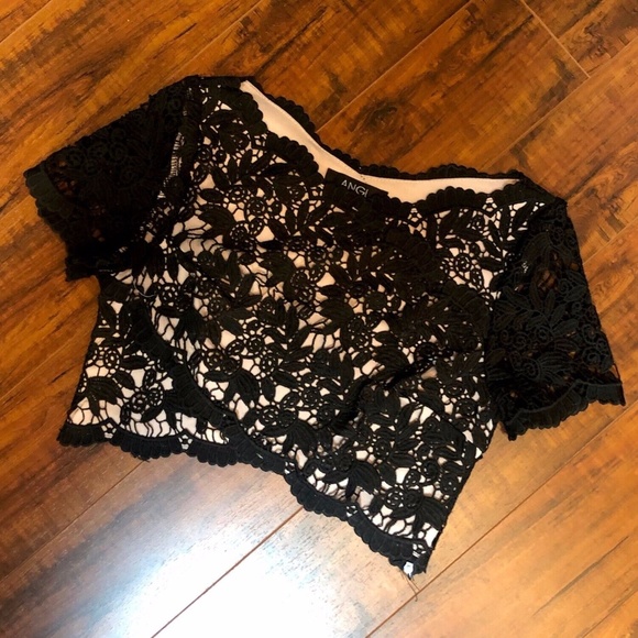 Vintage SEXY Black Nude Lace Cropped Top